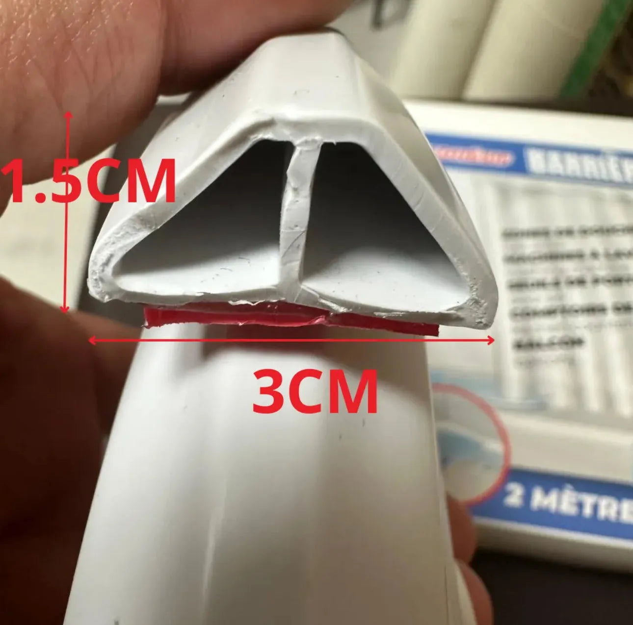 BOSS TAPE Barriere adhésif de Douche - Barrage Eau De Seuil NOIR - Joint Stop eau - 2m - SQES