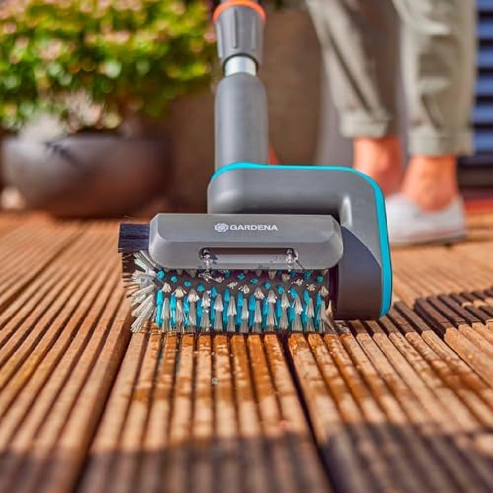 BROSSE CYLINDRIQUE UNIVERSELLE AQUABRUSH GARDENA (14849-20)