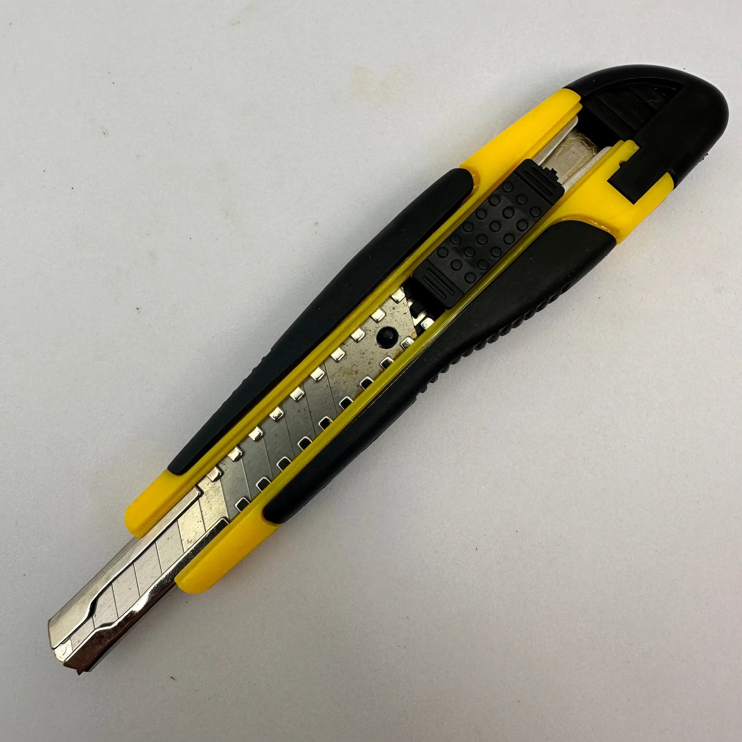 Lame cutter jaune + 5 lame de recharge gratuit - SQES