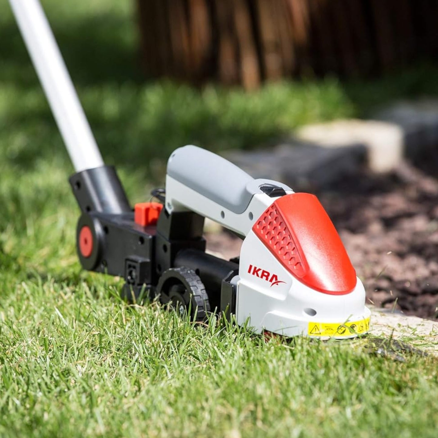 Manche Télescopique + Roues pour Cisaille à Gazon sur Batterie GARDENA