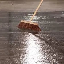 DK CLEAN 1L - Super décapant pour sol MEDI-CLEAN - SQES