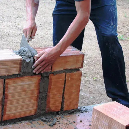 Briques 6 trous pour des travaux de maçonnerie - SQES