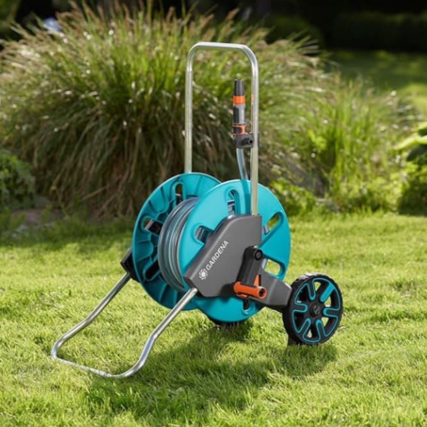 Chariot Porte-Tuyau CleverRoll M, Sans Tuyau ni Pièces du Système GARDENA