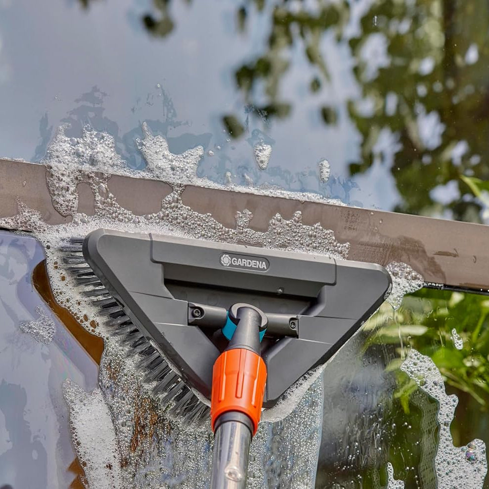 BROSSE À MANCHE SOUPLE FLEX CLEANSYSTEM GARDENA (18812-20)