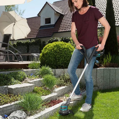 Coupe Bordures Batterie SmallCut Li-23R 14.4V Kit Complet GARDENA (9822-20)