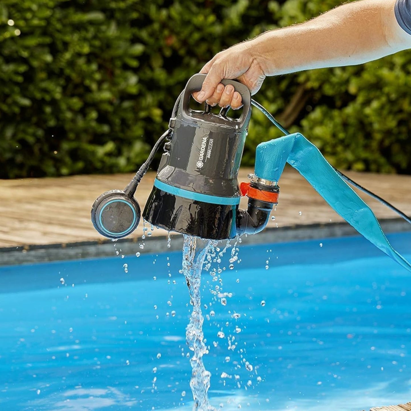 Pompe d'Évacuation pour Eaux Claires 9000 GARDENA