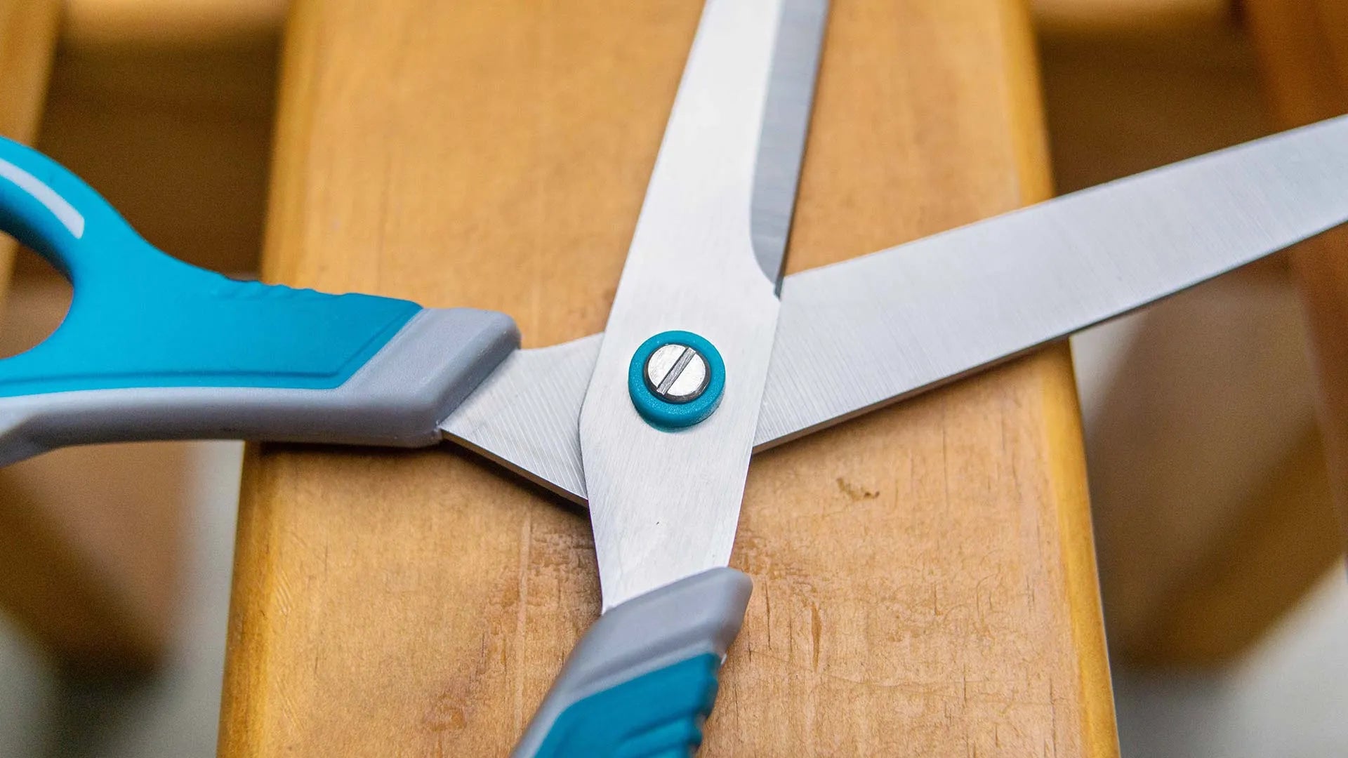 MAXI CISEAUX TRIPPLE GIANT WORM SCISSOR TUBERTINI MAXI CISEAUX TRIPPLE GIANT WORM SCISSOR TUBERTINI