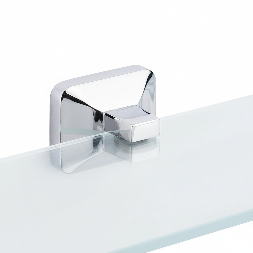 Gros plan sur le support chrome et le verre trempé