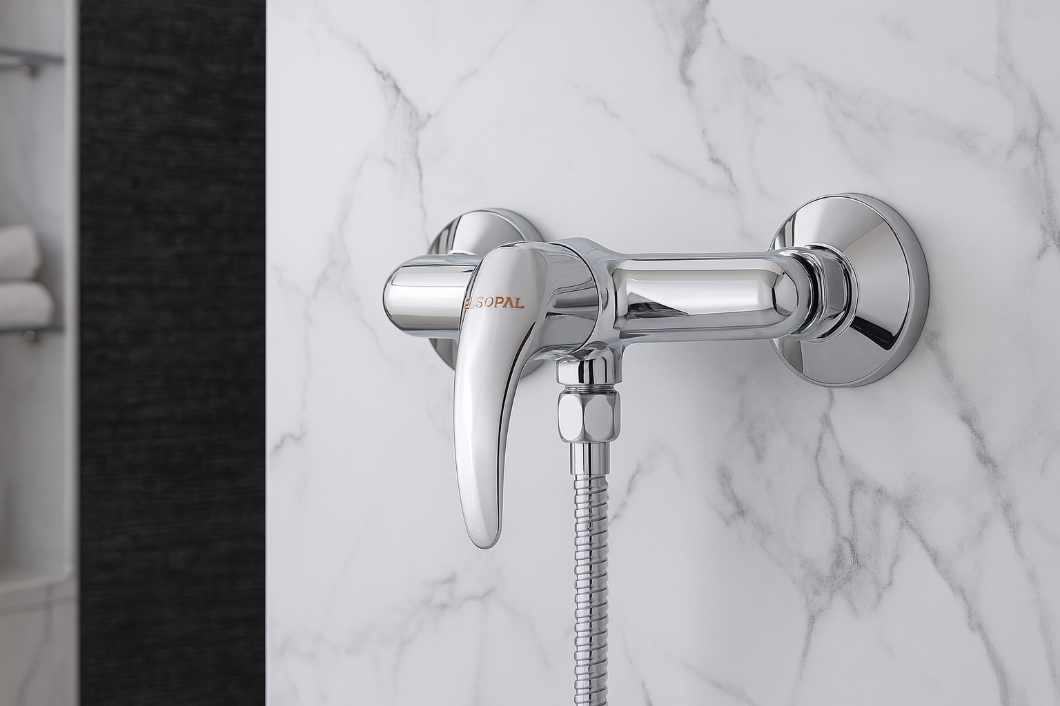 Mitigeur installé dans douche moderne
