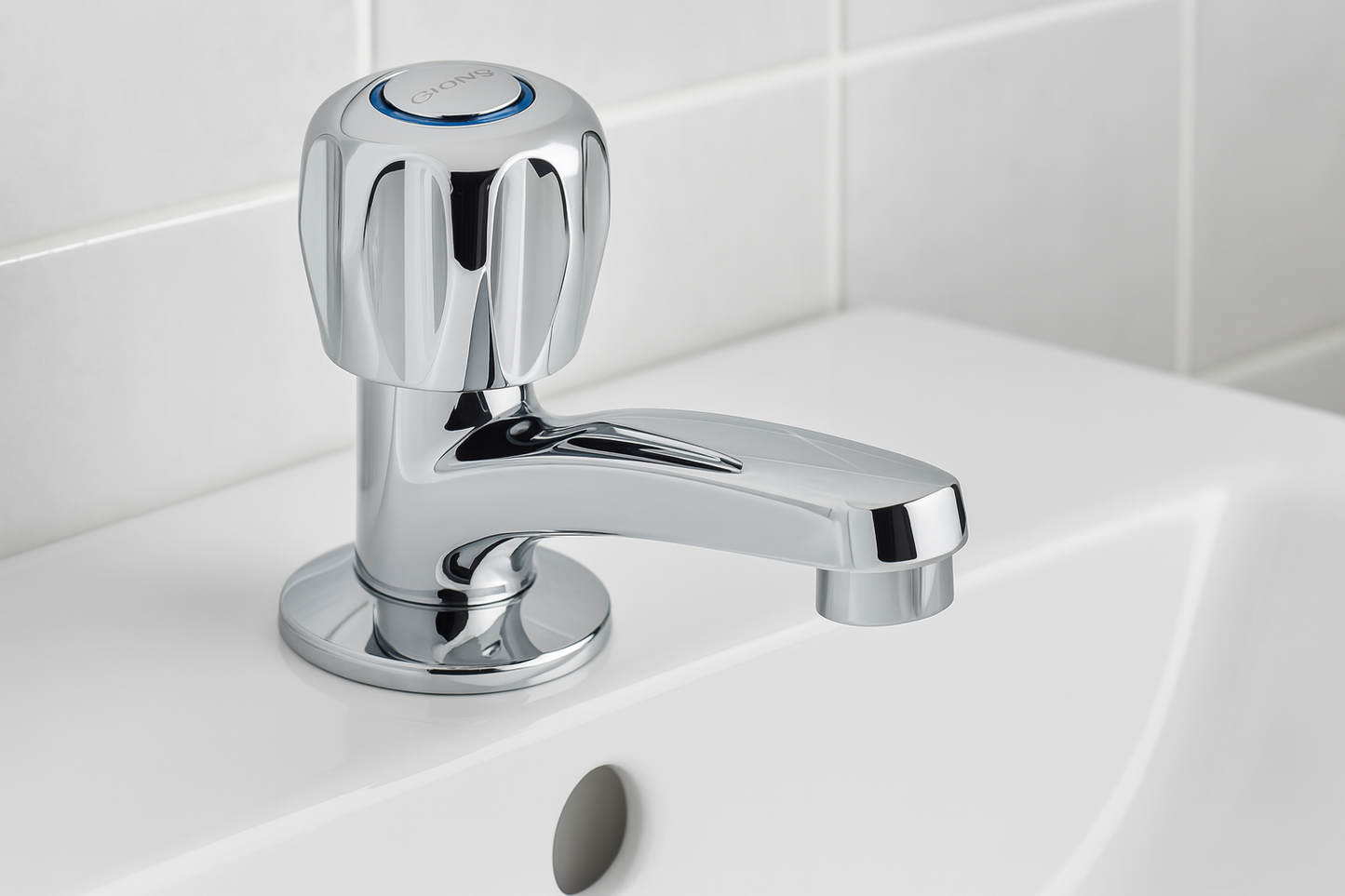 Robinet de lavabo Salakta installé